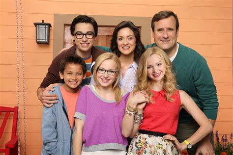 liv a n d maddie cast